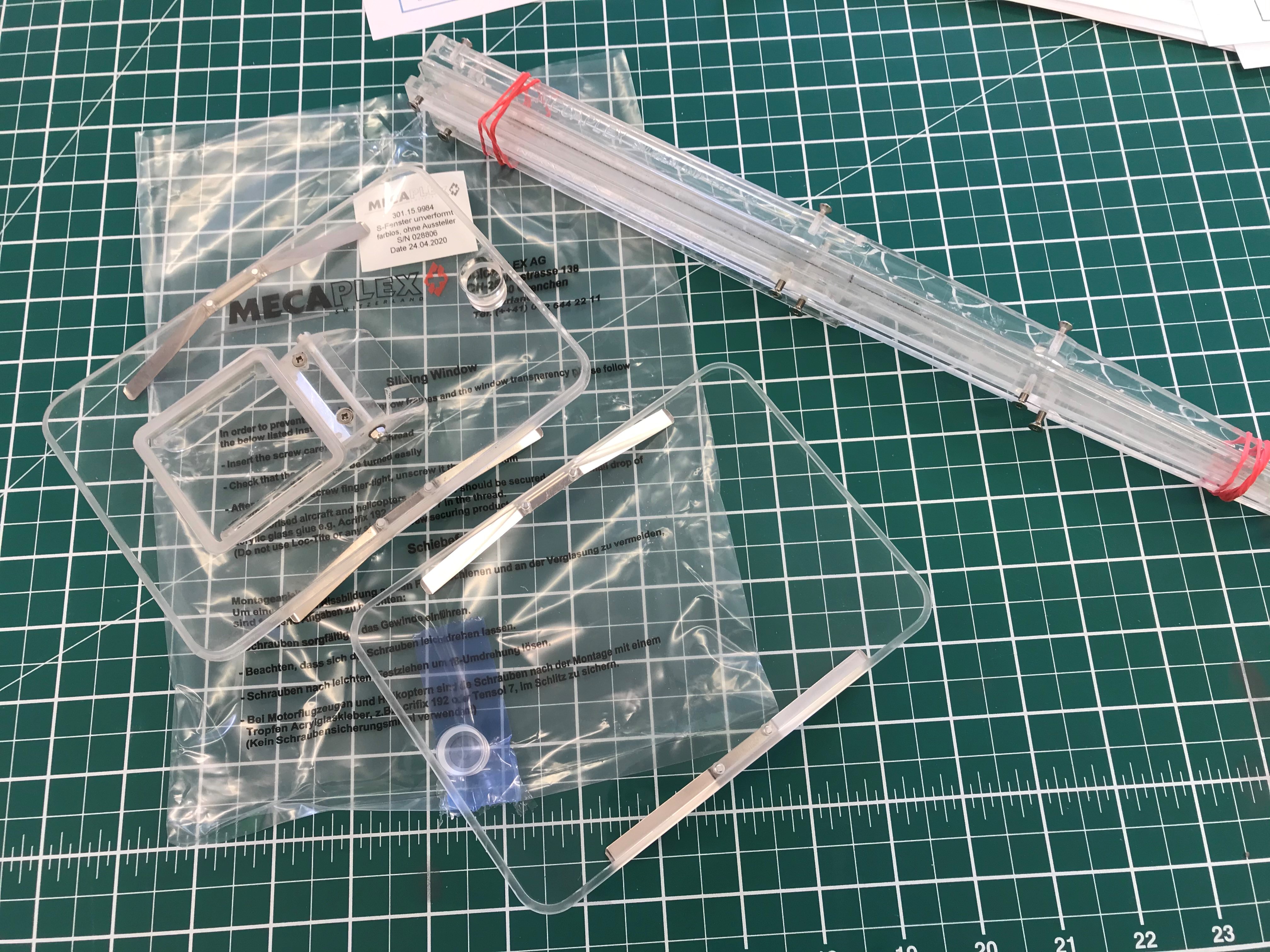 Mecaplex DV Panel with scoop cutout