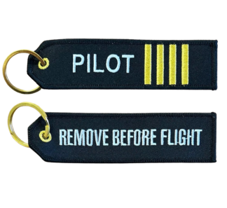Key ring – Remove Before Flight, Pilot 4 bar